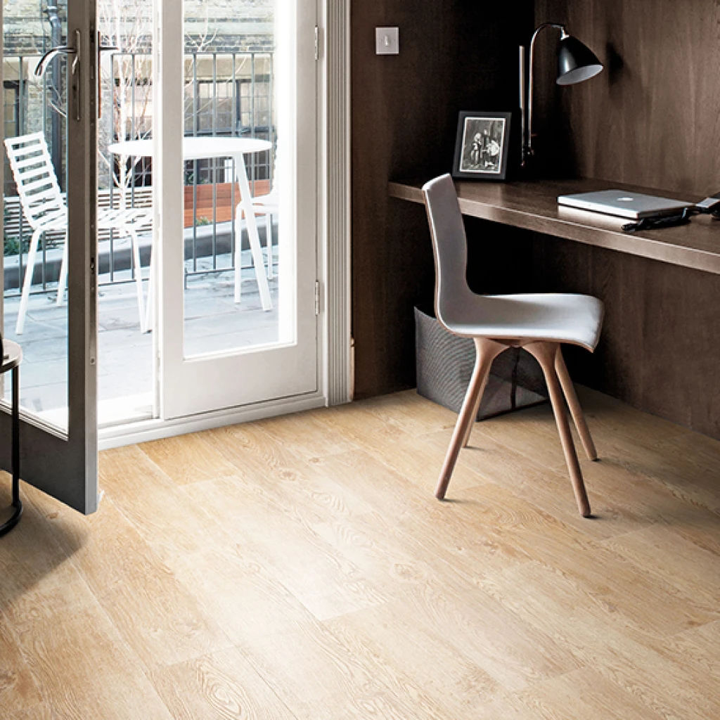 Imagen de PISO WICANDERS HYDROCORK CASTLE RAFFIA OAK 1.225x1.45 (1.599m2)