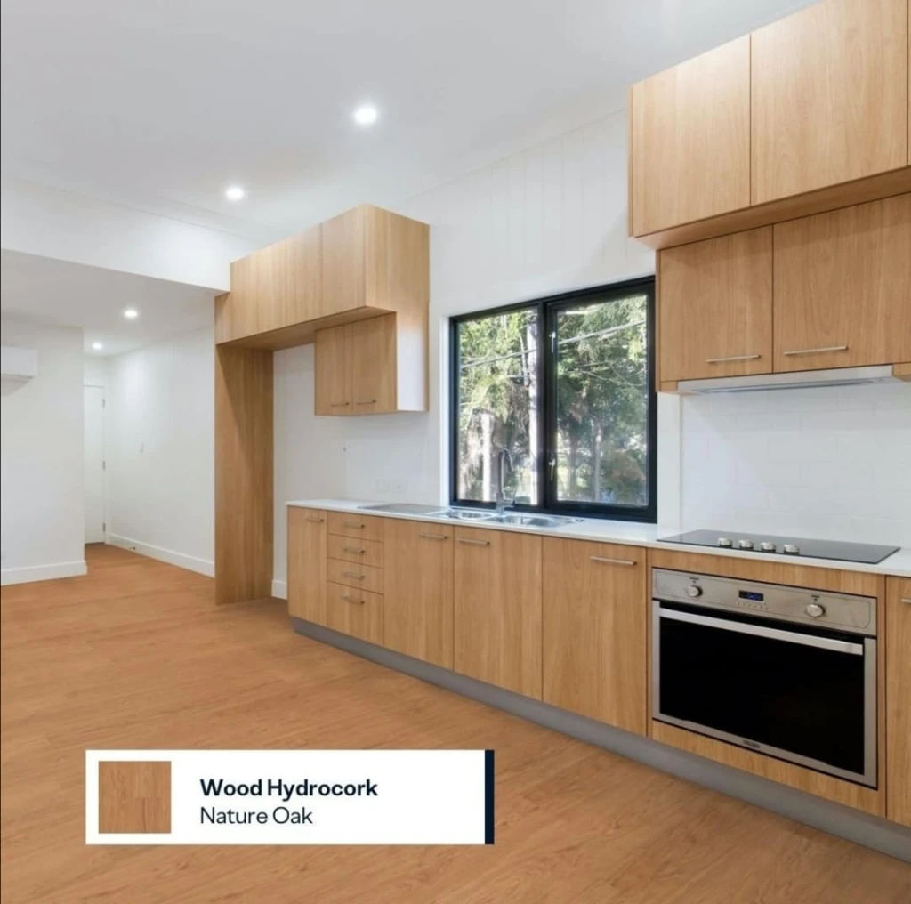 Imagen de PISO WICANDERS HYDROCORK NATURE OAK 1225x195 (1.67 m2)